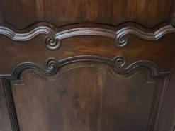 Porte de placard en merisier massif XVIII siècle