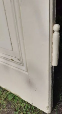 Porte de placard h221xl89,5cm ancienne panneautée, moulurée