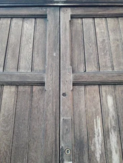 Porte double d’entrée 227x142,2cm chêne serrure multipoints et son cadre