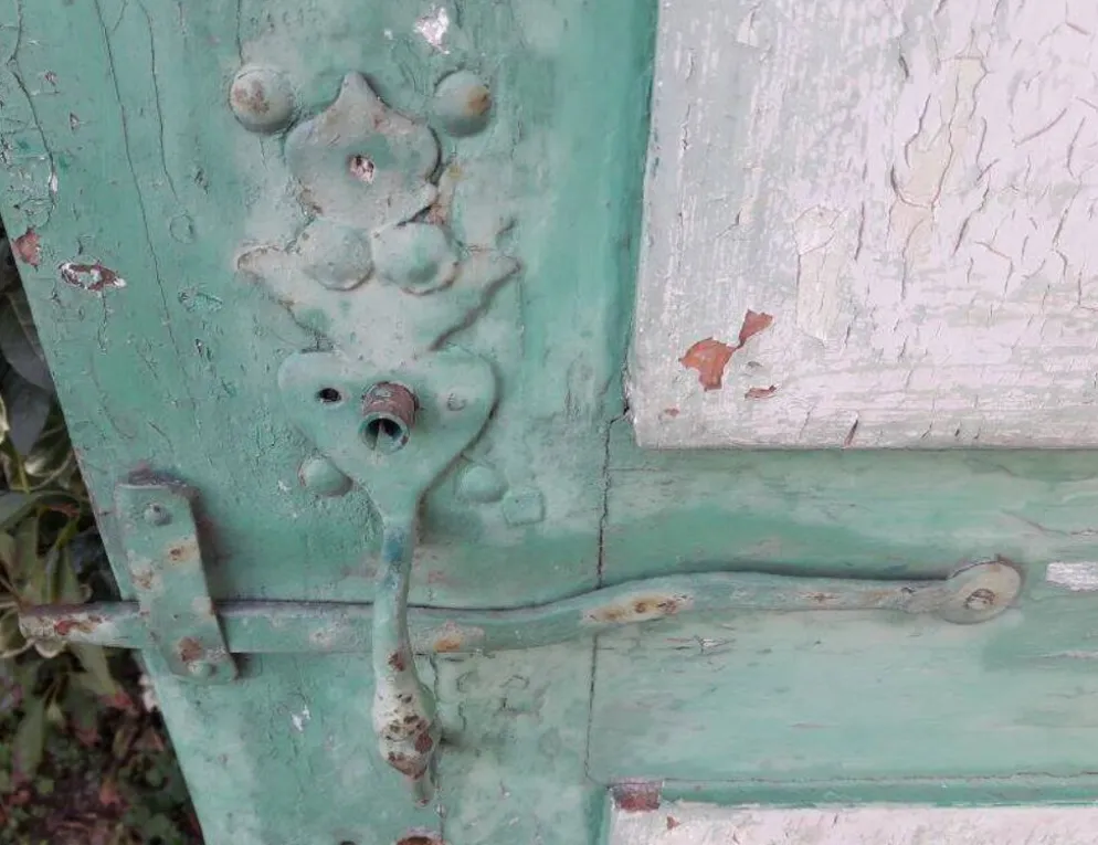 Porte H186,5xL75cm moulurée XVIII°intérieure