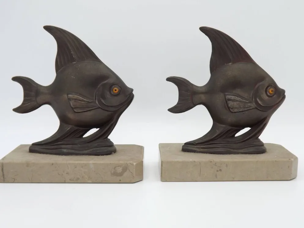 Porte-livres vintage français Art Déco en forme de poisson - Porte-livres en marbre et en spelter
