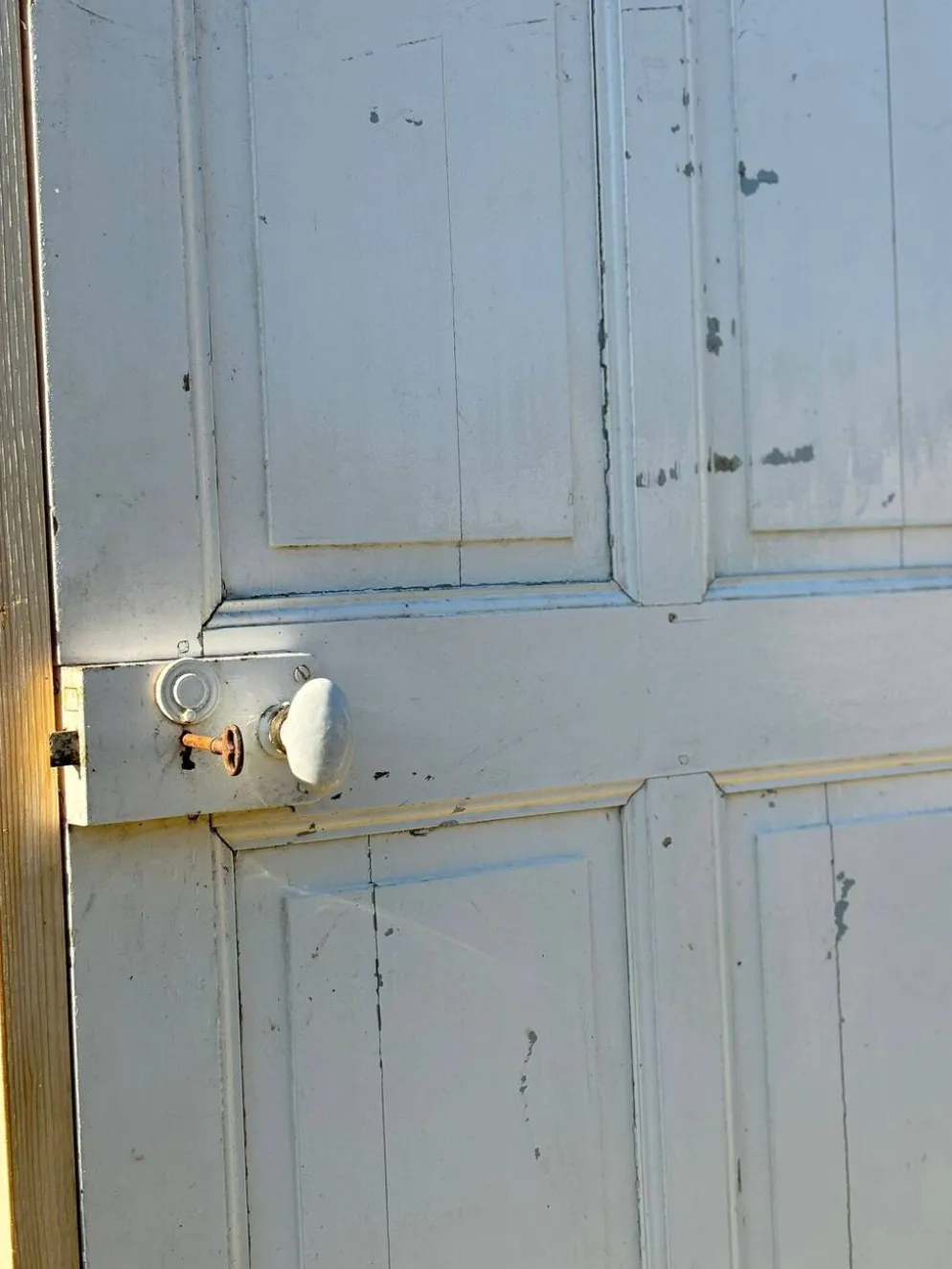porte à 4 panneaux