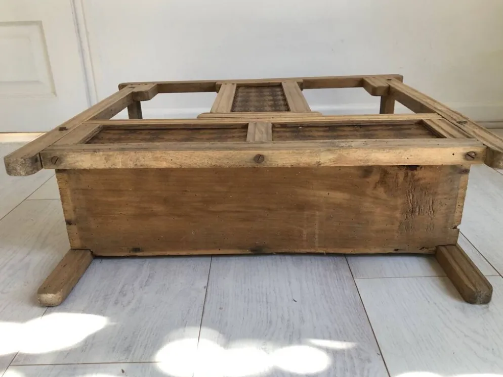 Porte parapluie ancien en bois