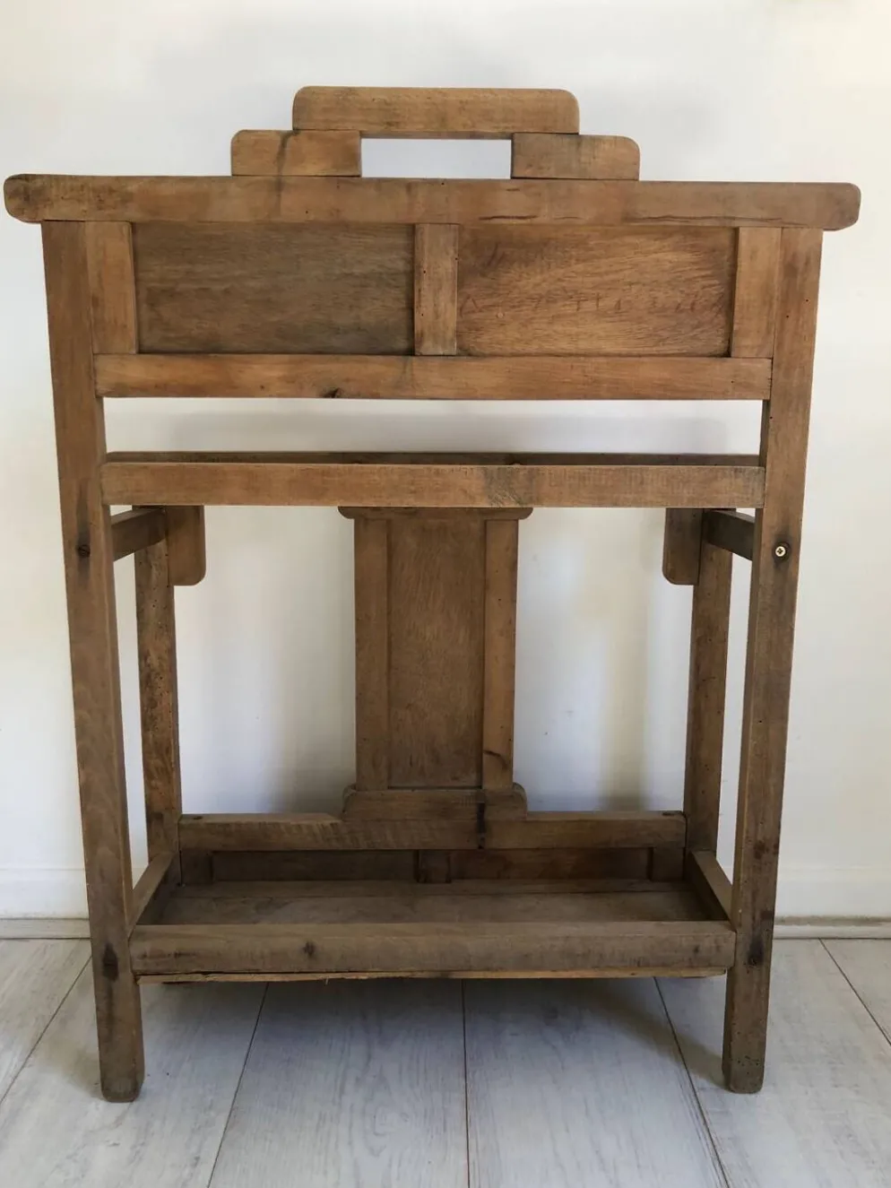 Porte parapluie ancien en bois