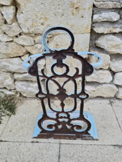 Porte-parapluie Art nouveau en fonte – Deville, Pailliette & Cie, Char