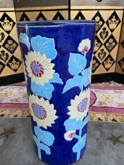 Porte-parapluie en faience