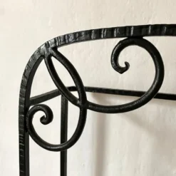 Porte parapluie en fer forgé