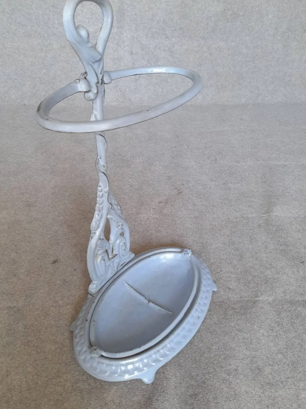 Porte-parapluie en fonte émaillée
