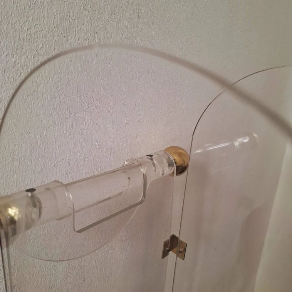 Porte-parapluie en lucite / acrylique et laiton inspiré par Fontana Arte, années 1970