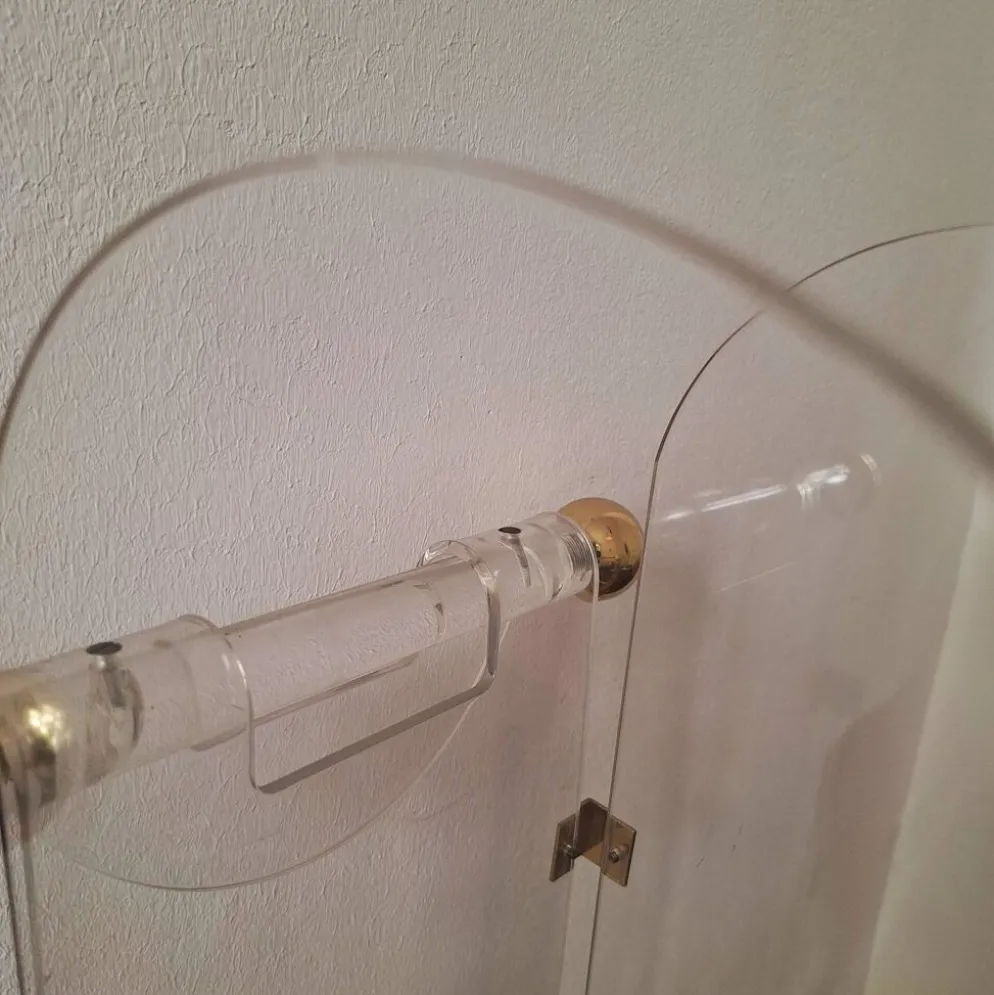 Porte-parapluie en lucite / acrylique et laiton inspiré par Fontana Arte, années 1970