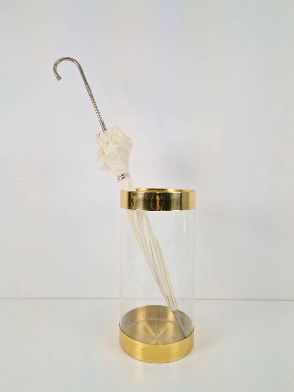 Porte-parapluie en verre acrylique et laiton, France, années 1970