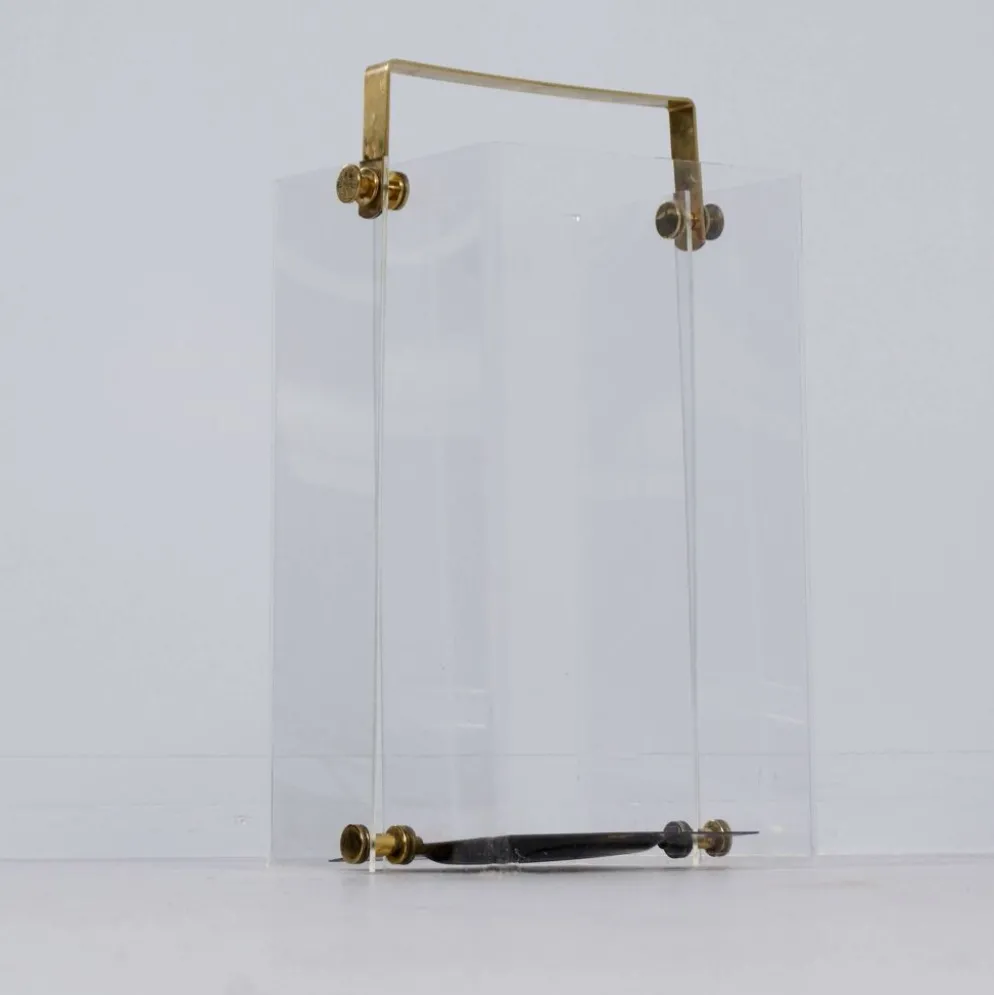 Porte-parapluie Hollywood Regency en acrylique et laiton, années 1980 – design transparent