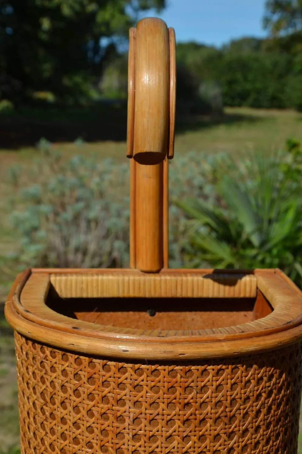 Porte-parapluie osier et cannage vintage
