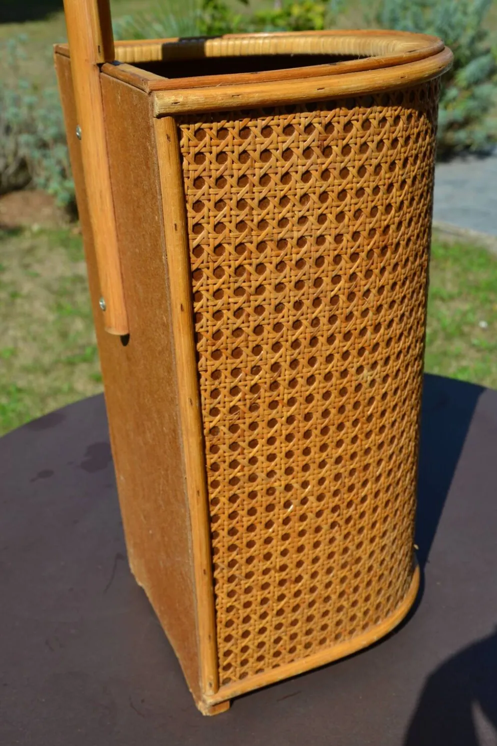 Porte-parapluie osier et cannage vintage