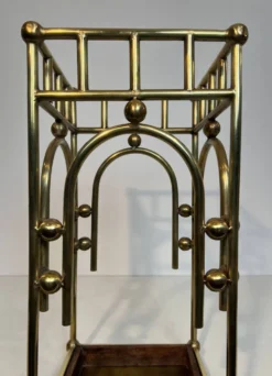 Porte-parapluies moderniste en laiton dans le goût de Joseph Hoffmann