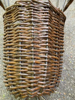 Porte parapluie vintage en rotin et osier tressé et acier