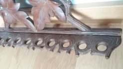 Porte pipes en bois sculpté