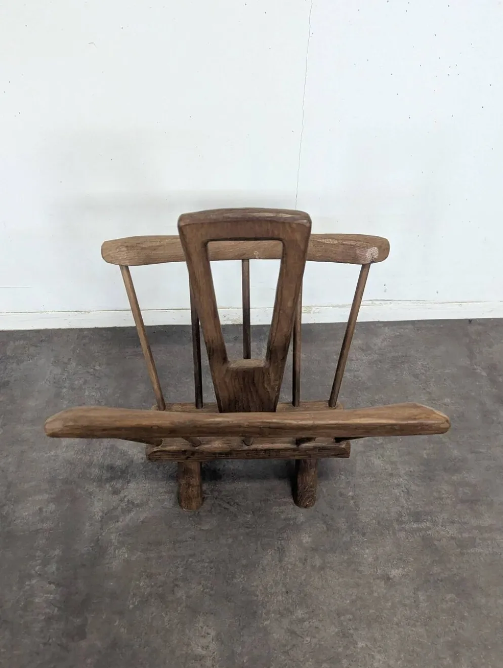 Porte revue brutaliste