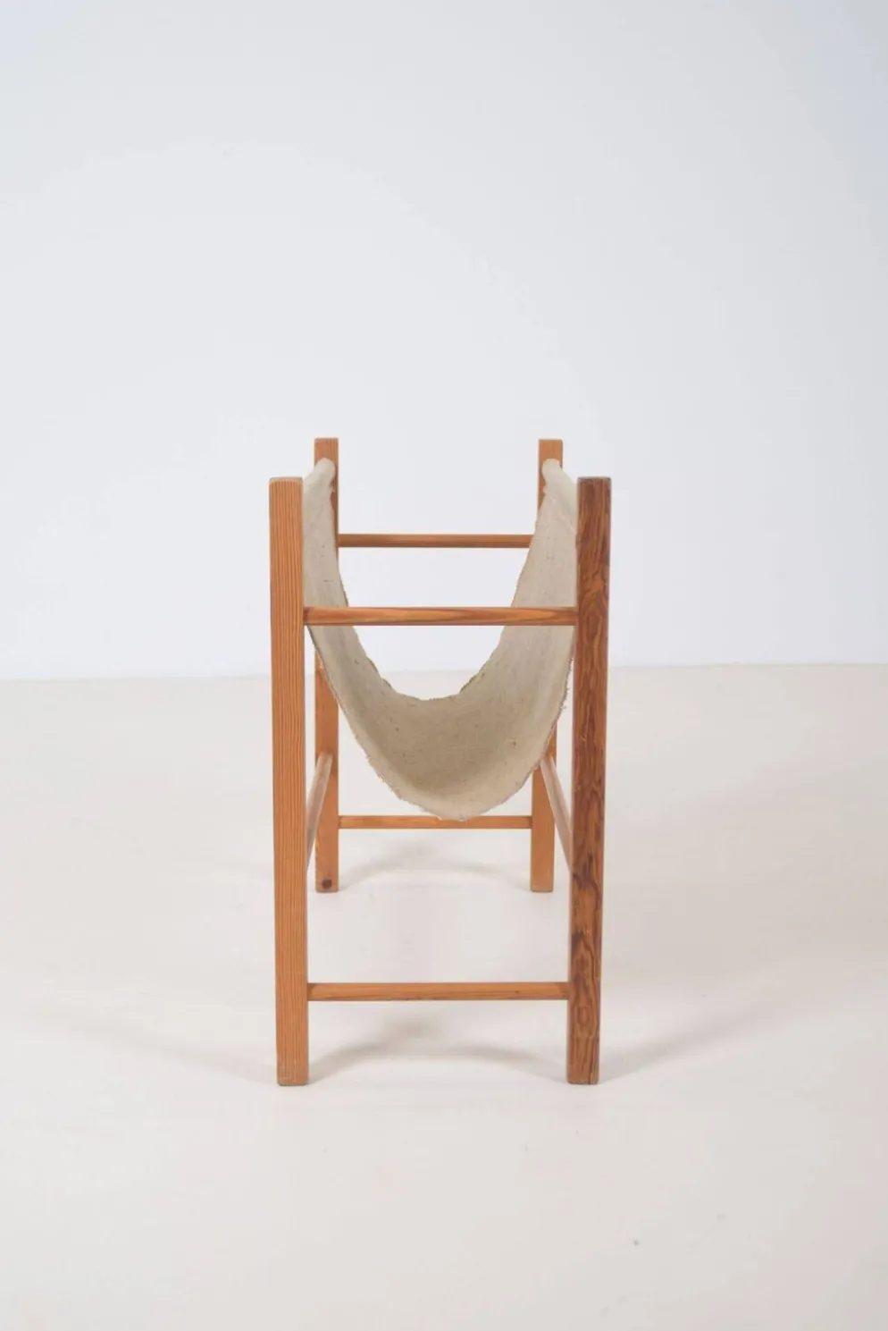 Porte-revue danois de PBJ Mobler, années 1960.