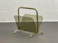 Porte revue en laiton et verre