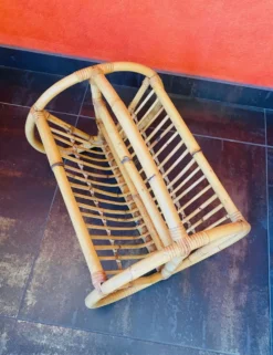 Porte revue en rotin années 60