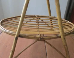 Porte-revues artisanal en bambou du milieu du siècle, années 1960