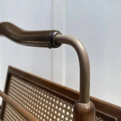 Porte-revues en bois et cannage pieds compas,Cesare Lacca, à années 60
