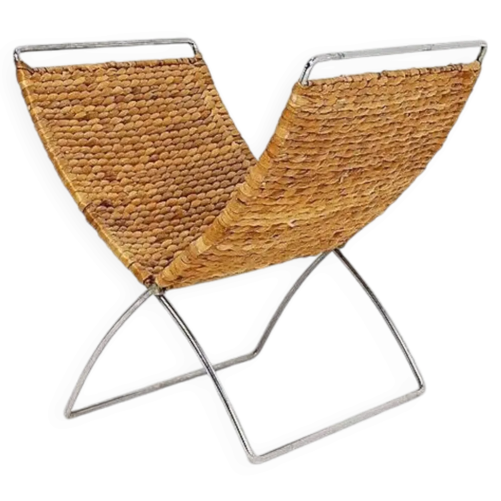Porte-revues en métal chromé et feuilles de bananier tressés