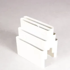 Porte-revues en plastique blanc de grande taille des années 1970 / Giotto Stoppino / Kartell,