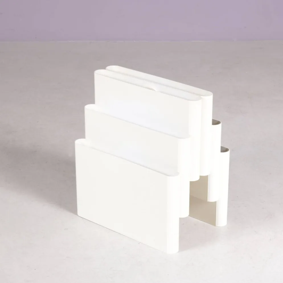 Porte-revues en plastique blanc de grande taille des années 1970 / Giotto Stoppino / Kartell,