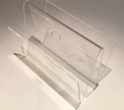Porte-revues en plexiglass. Vers 1970