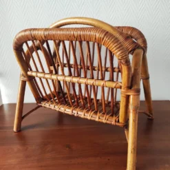Porte-revues en rotin vintage 50-60
