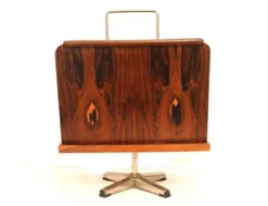 Porte-revues en teck par VAD trevarefabrikk, Norvège, années 1960.