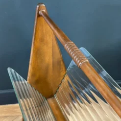 Porte-revues en verre cannelé et bois - années 50