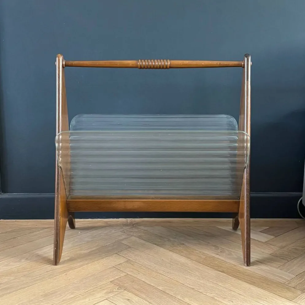 Porte-revues en verre cannelé et bois - années 50