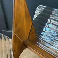 Porte-revues en verre cannelé et bois - années 50