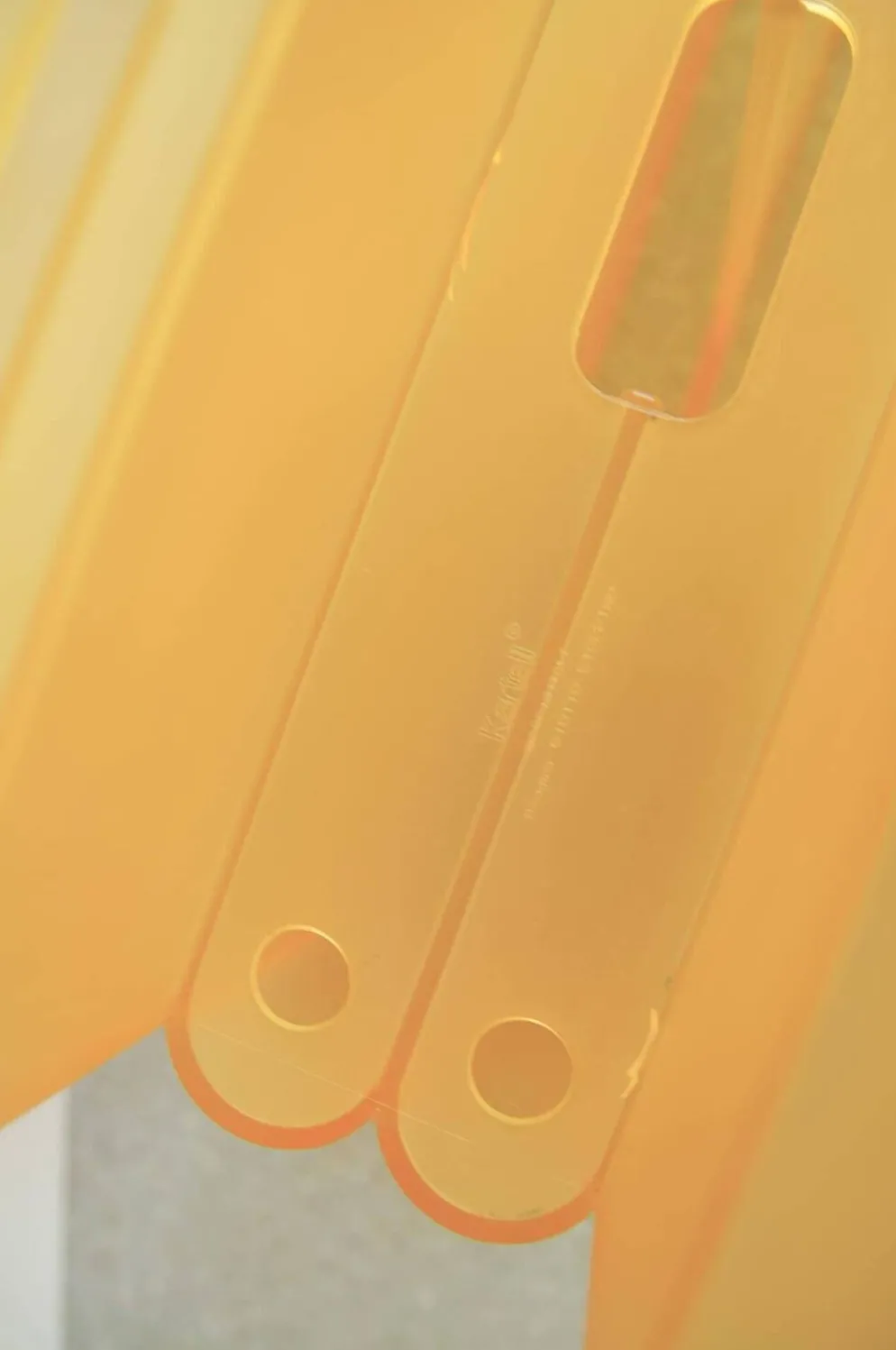 Porte-revues Giotto Stoppino pour Kartell