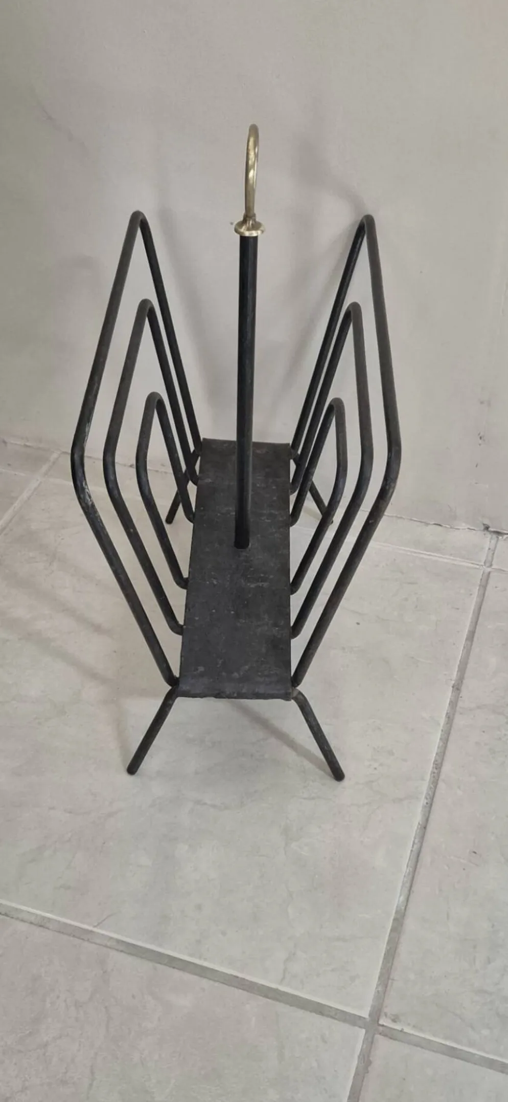Porte revues métal 1950