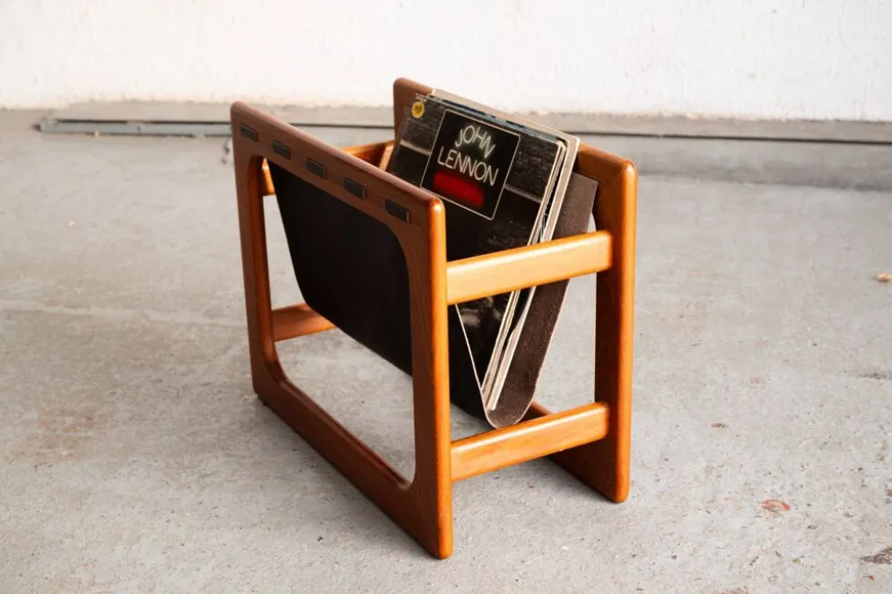 Porte-revues par Salin Mobler