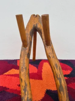 Porte revue style brutaliste bois années 60