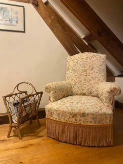 Porte-revues vintage en rotin – Années 1960