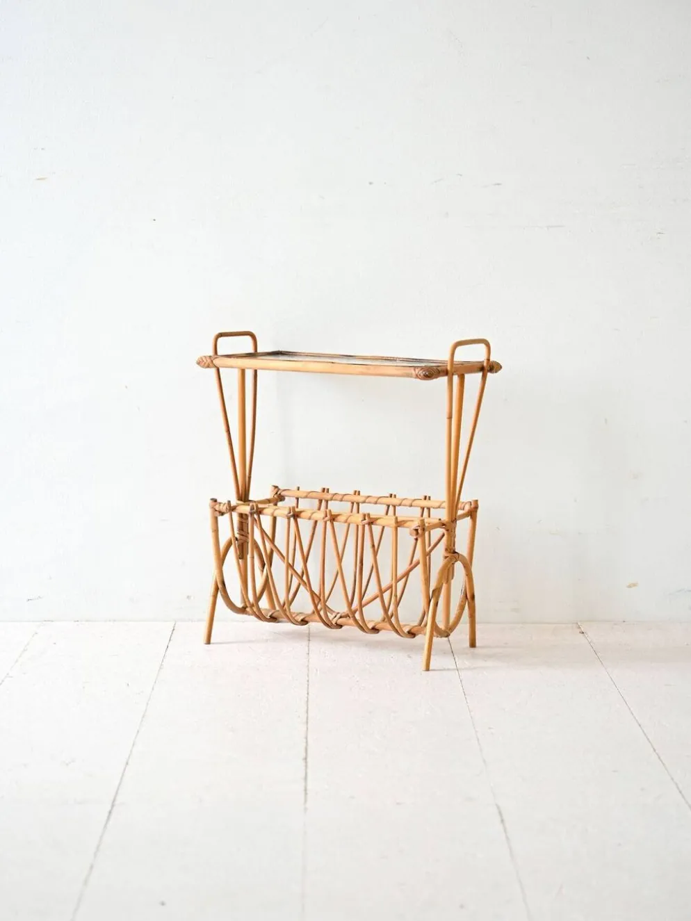 Porte-revues vintage suédois en bambou