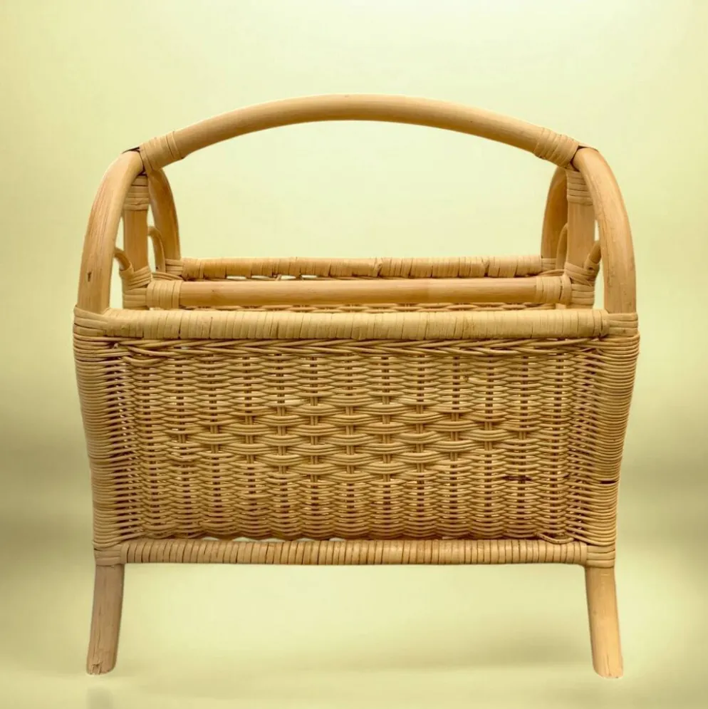 Porte-revue vintage en osier et bambou
