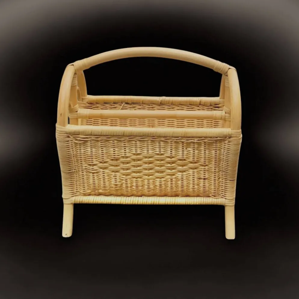 Porte-revue vintage en osier et bambou