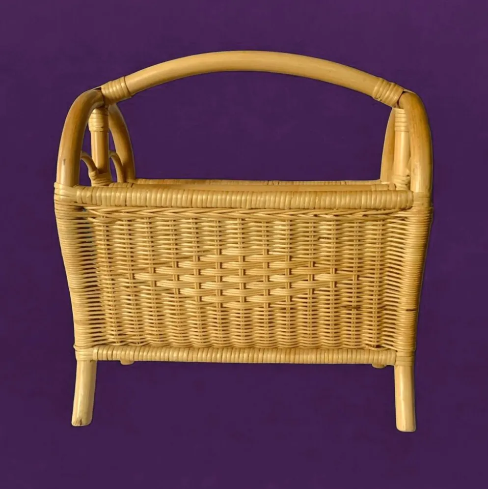Porte-revue vintage en osier et bambou