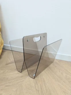 Porte revue vintage en plexiglass années 70
