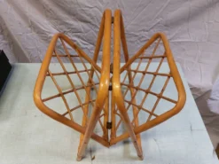 Porte-revue vintage pliable en bambou et rotin - Années 70