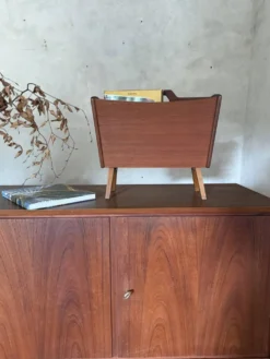 Porte-revue vintage scandinave en teck