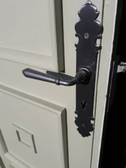 Porte 207x99,5cm de communication verso panneauté mouluré