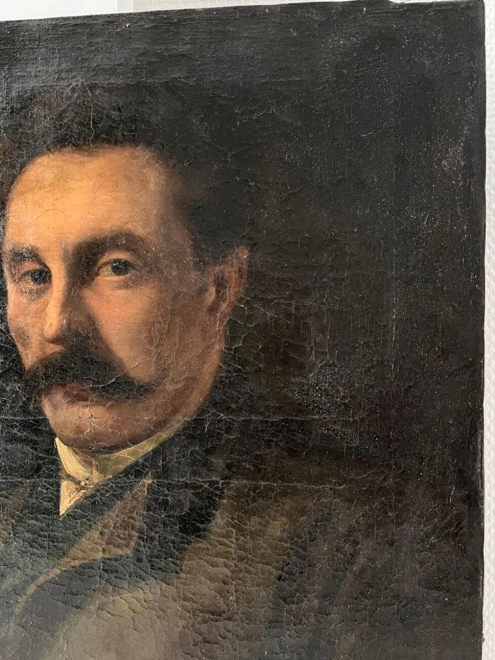 Portrait d'homme à l'huile sur toile XIXème, tableau ancien daté 1885